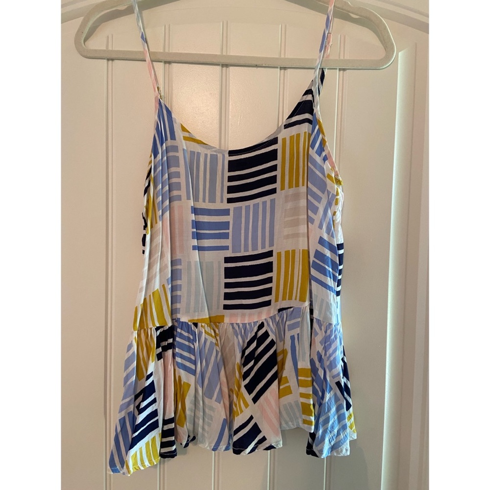 Old Navy ruffle top with adjustable straps!